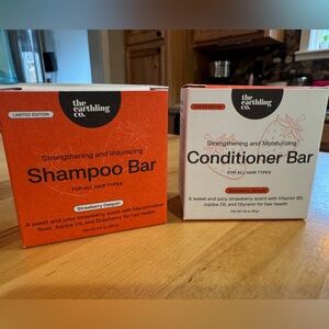 The Earthling Co shampoo and conditioner bars- BNIB